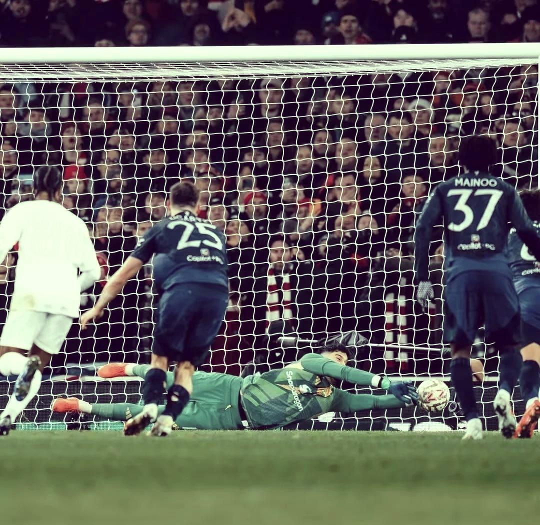 里昂缺席主力球员，挑战重重，全场震撼的简单介绍