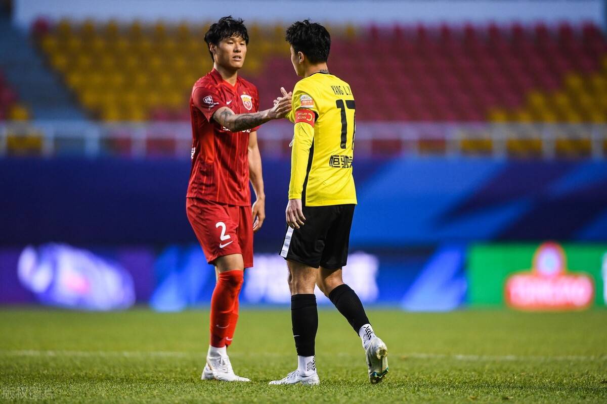 斯旺西城遭遇连败，降级形势愈发严峻，表现亮眼