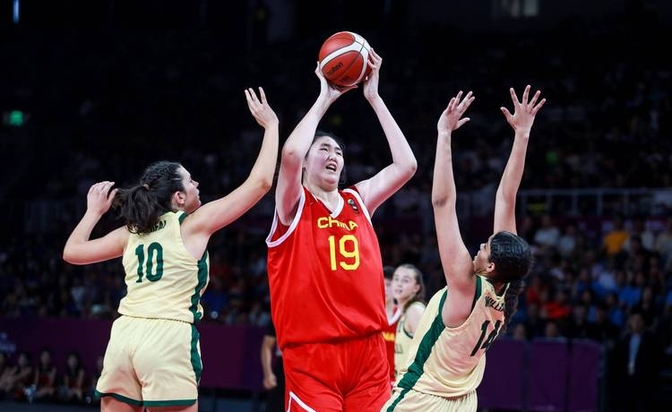 关于北京女篮大胜四川女篮，领先赛程，气势如虹的信息