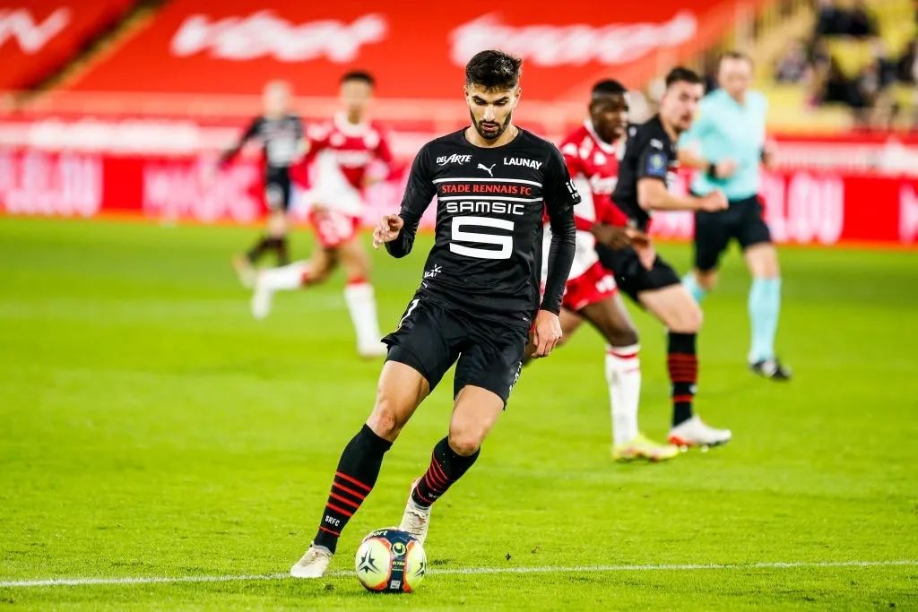 包含新秀石智龙从进球进一步显占优势法甲之舞可续，势不可挡的词条