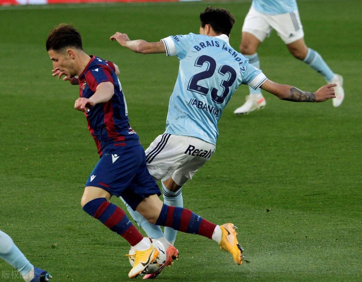 关于榜首之争：塞维利亚与莱万特互不相让，全场震撼的信息