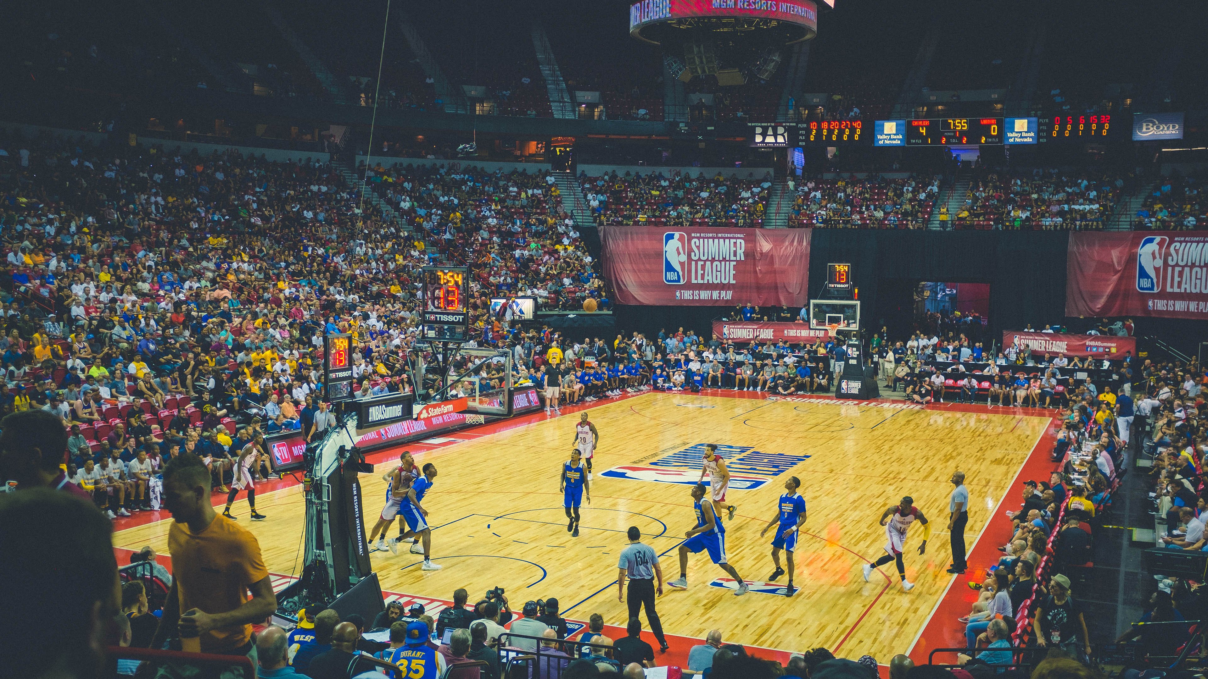 新王当立！爱德华兹率雷霆掀翻东部霸主，凯尔特人轰然倒塌